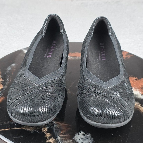 Aravon by New Balance Pasty -ARBlack Leather Lizard Print Elastic Slip On 6.5D - Picture 3 of 8